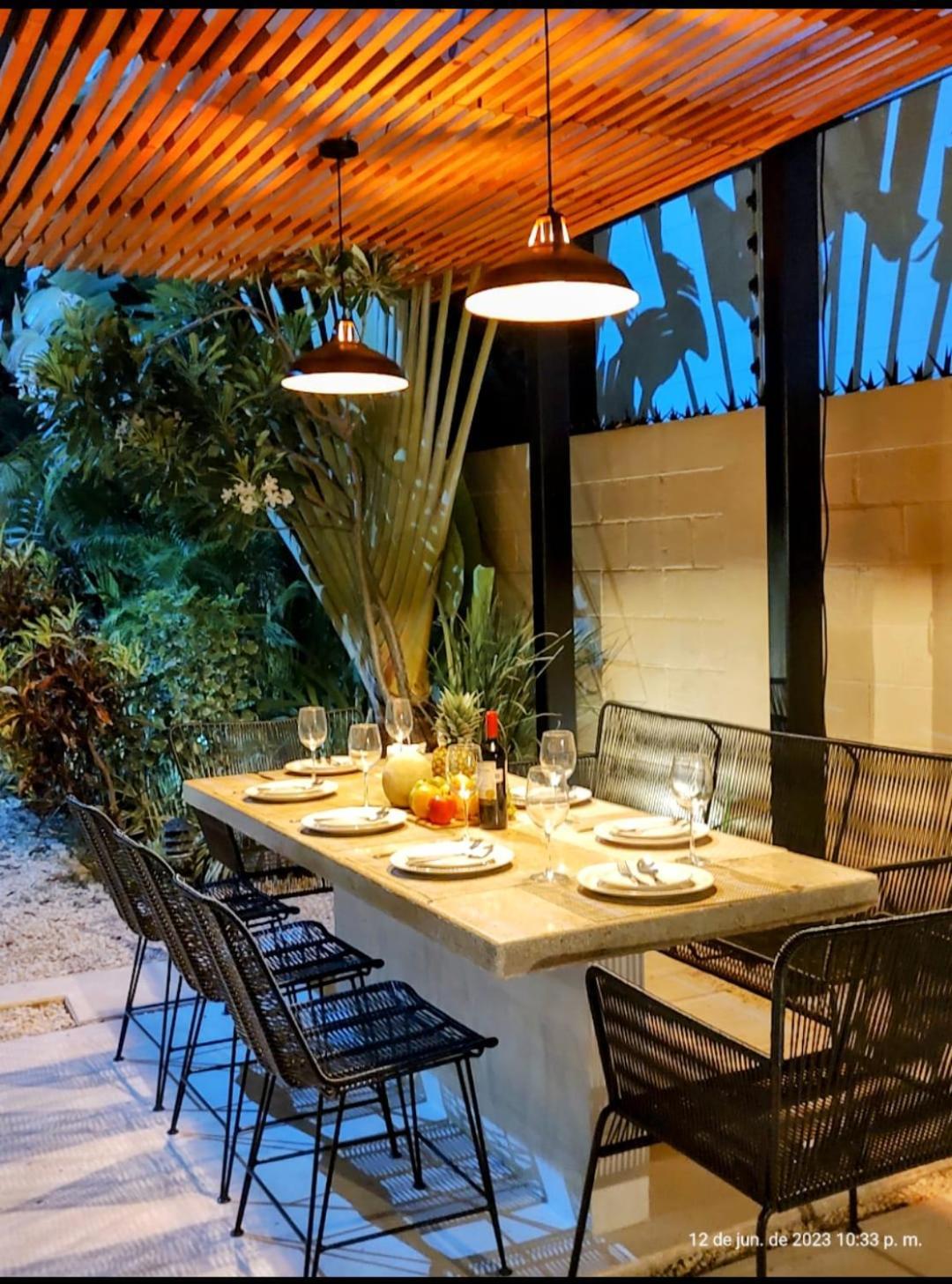 Holiday home Private Modern Villa-pool Beds-ac-internet-parking-grill Tulum